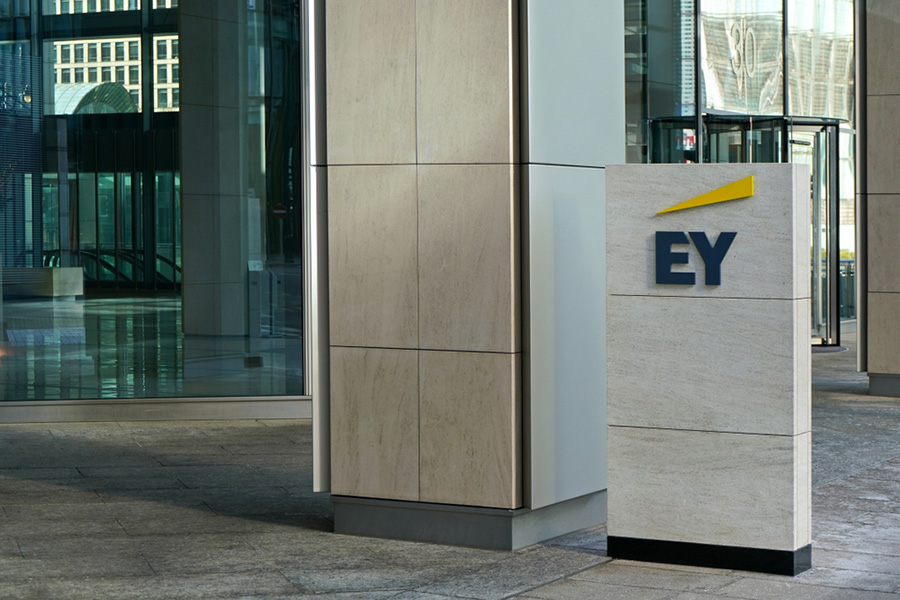 Partner pushback sends EY back to drawing board for split plan
